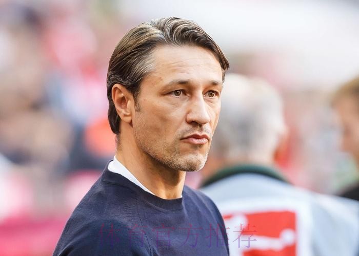 德天空:曼联关注多特主帅科瓦奇,他未来也希望去英超执教 德天空:曼联关注多特主帅科瓦奇,他未来也希望去英超执教